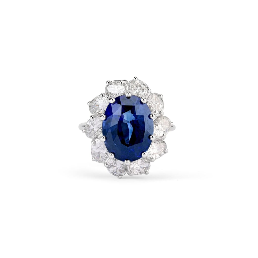 blue sapphire and diamond ring